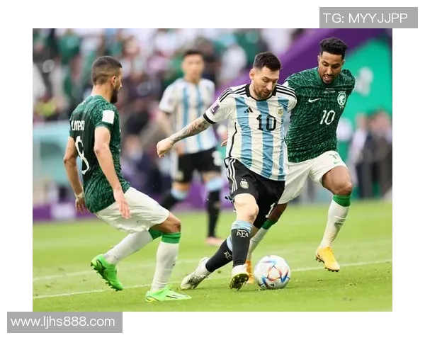 卡塔尔阿根廷足球明星的辉煌历程与未来展望分析